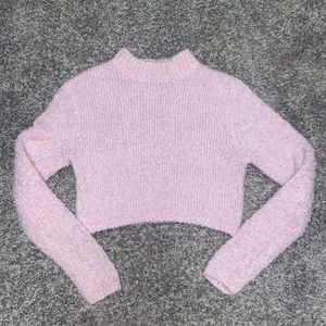 Light pink fuzzy crop top